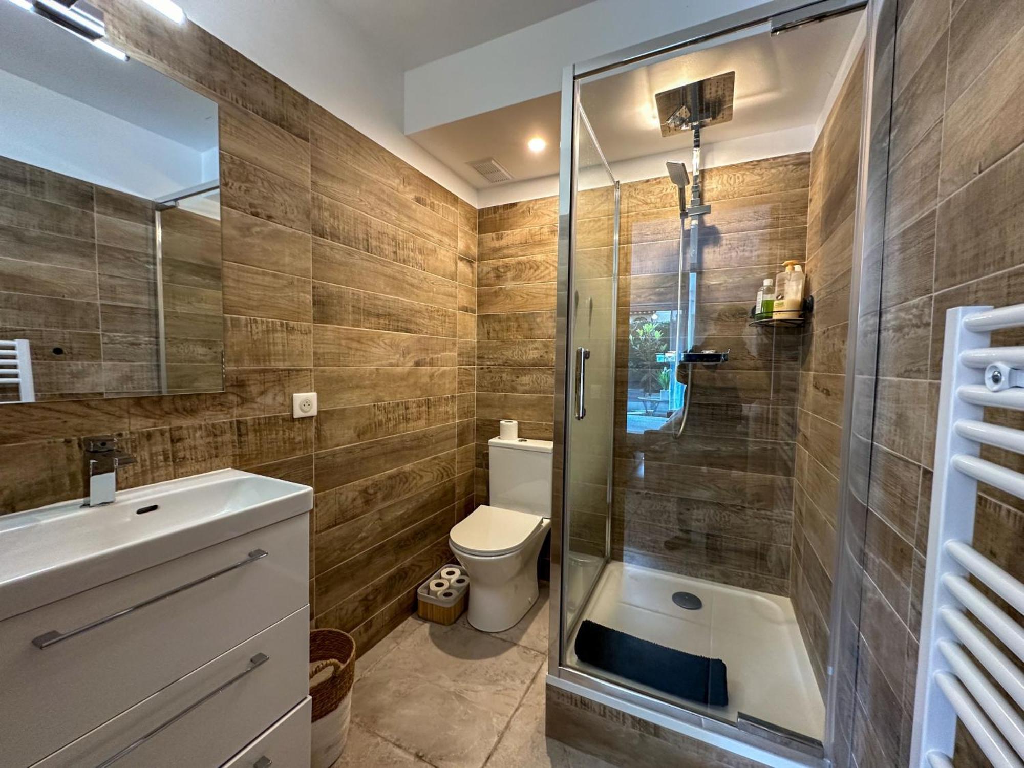 Cosy Madrid, Appartement Proche De La Mer Кан Екстериор снимка