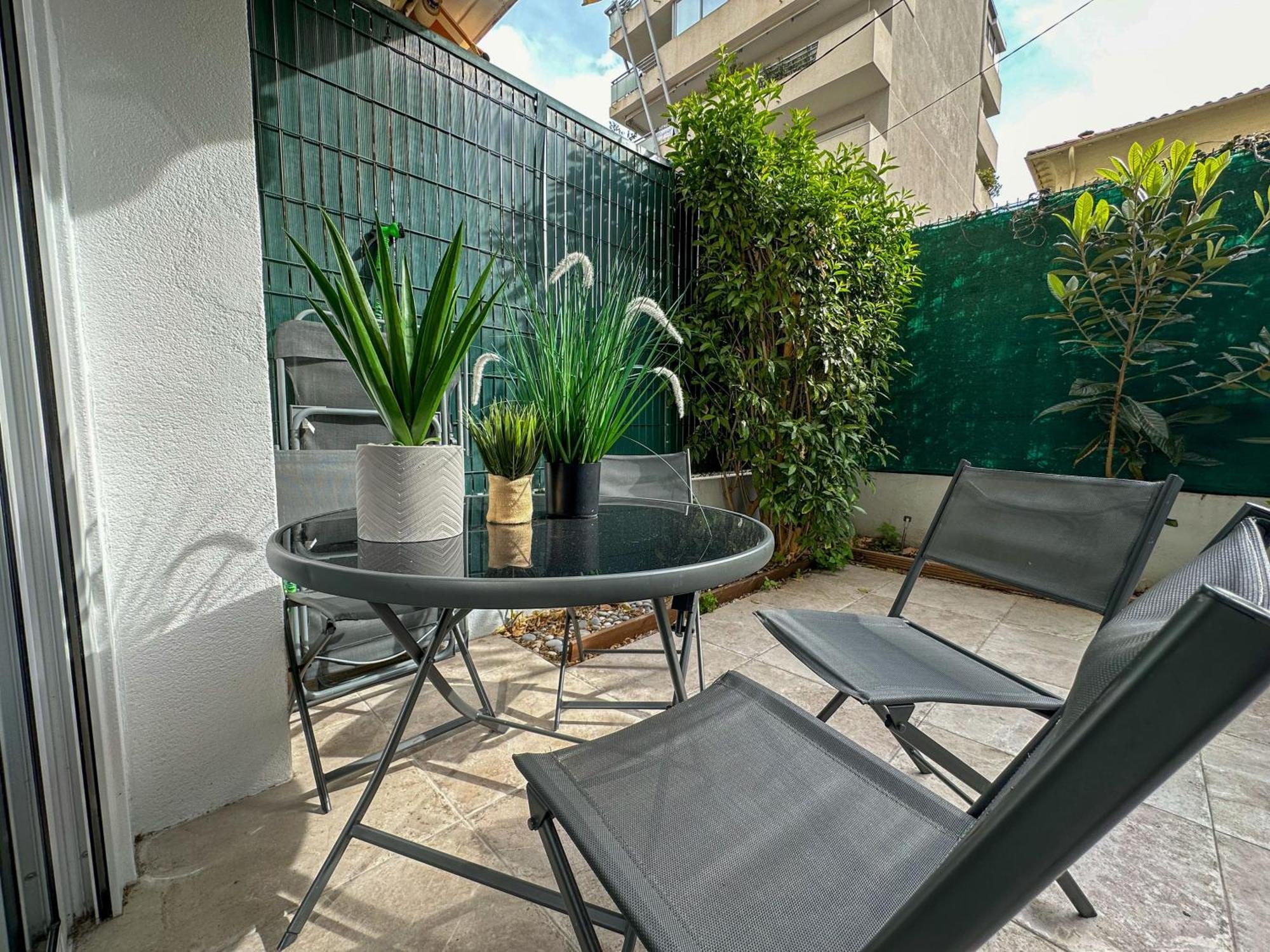 Cosy Madrid, Appartement Proche De La Mer Кан Екстериор снимка